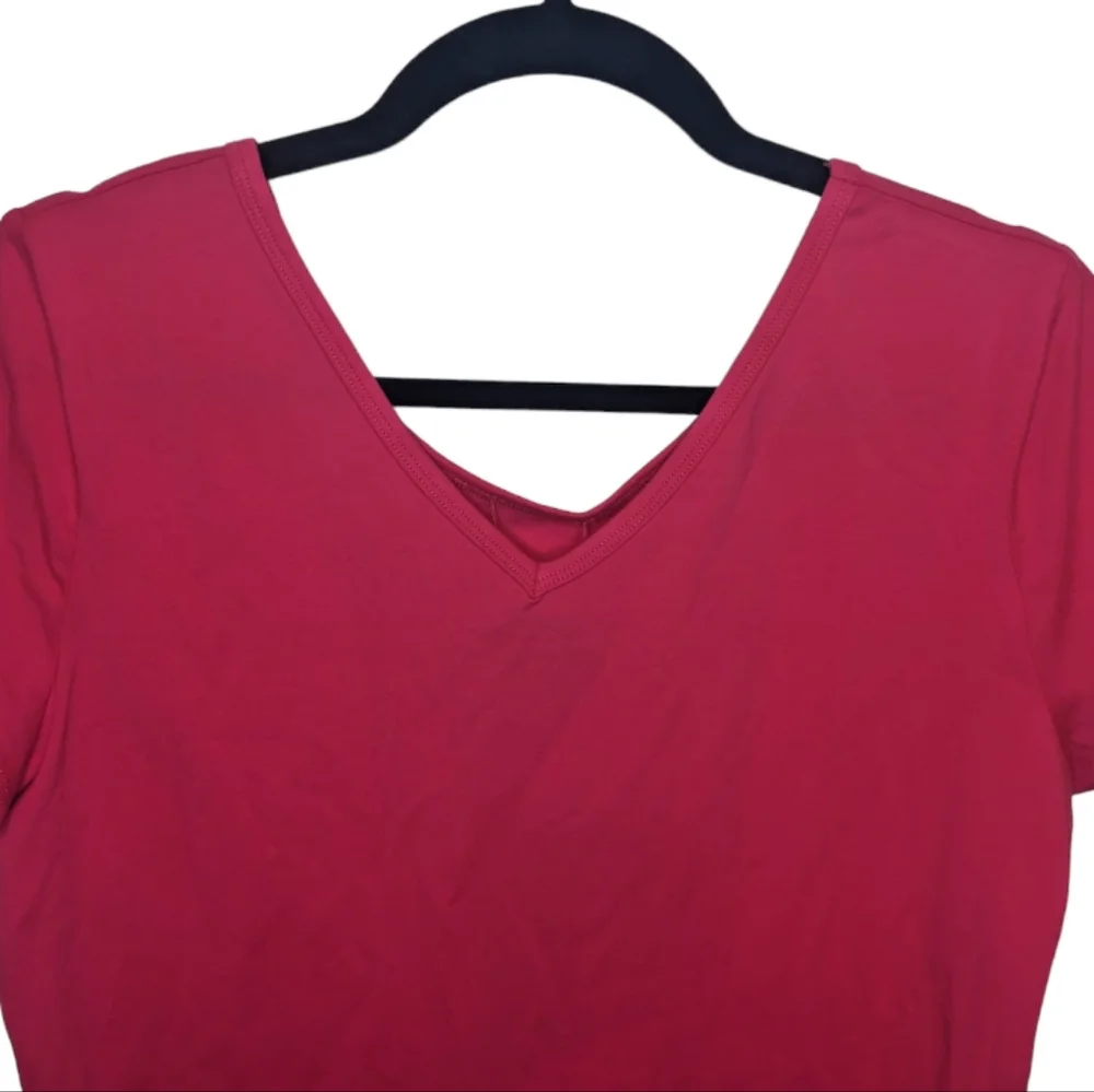 NWT Attitudes by Renee Pink Reversible V-Neck/Crew Neck T-Shirt - Size M πΈπ - Picture 5 of 12